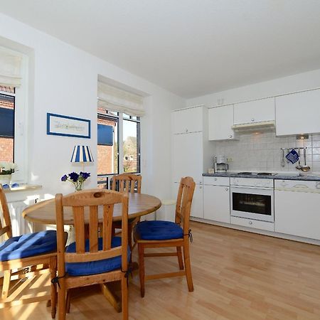 Haus Amselnest Whg 04 Apartment Wyk auf Foehr Luaran gambar